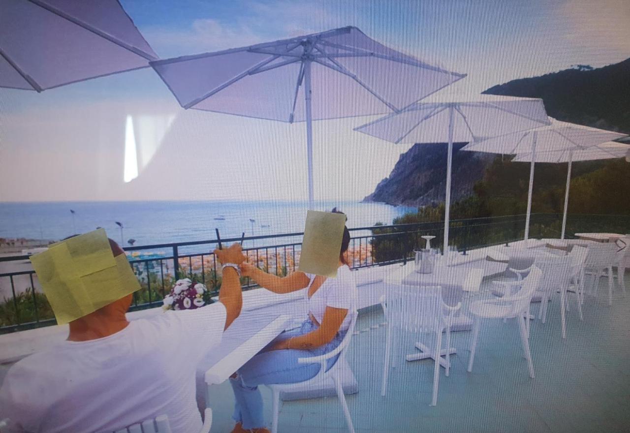 Monterosso Apartments In Servano'S Villas Monterosso al Mare Eksteriør billede